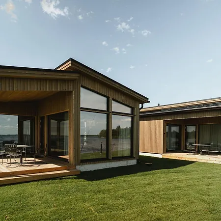 Strandis Smokehouse & Resort, Larsmo