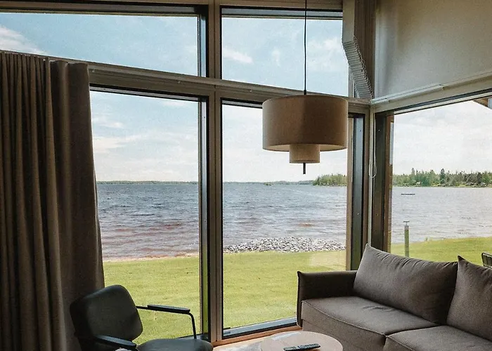 Villa Strandis Smokehouse & Resort, Larsmo