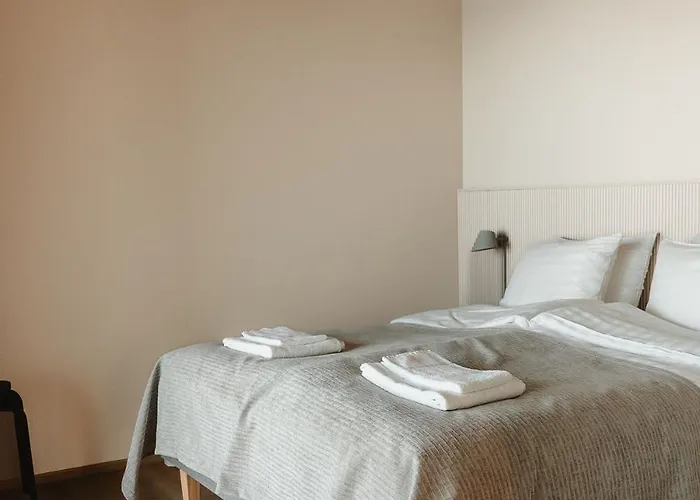 Villa Strandis Smokehouse & Resort, *